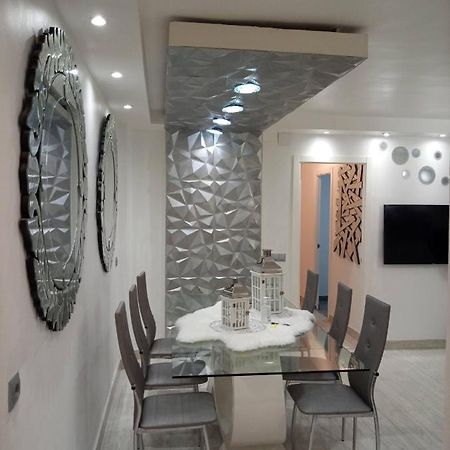 مالقة Emirato Home المظهر الخارجي الصورة